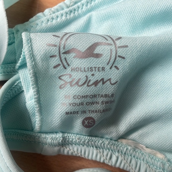 Hollister bikini top - Picture 5 of 9